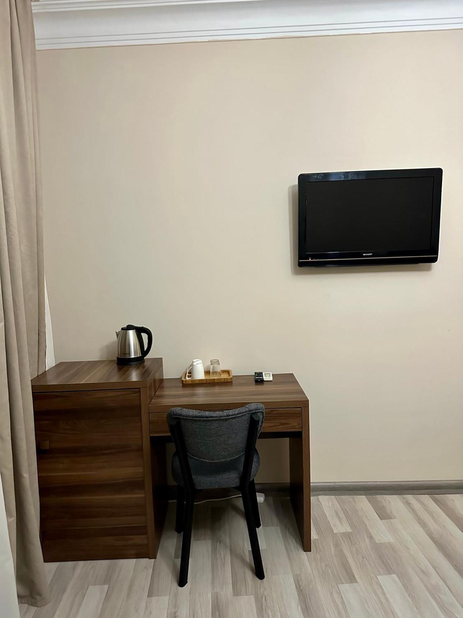 Hotel Tsereteli Batumi Eksteriør bilde