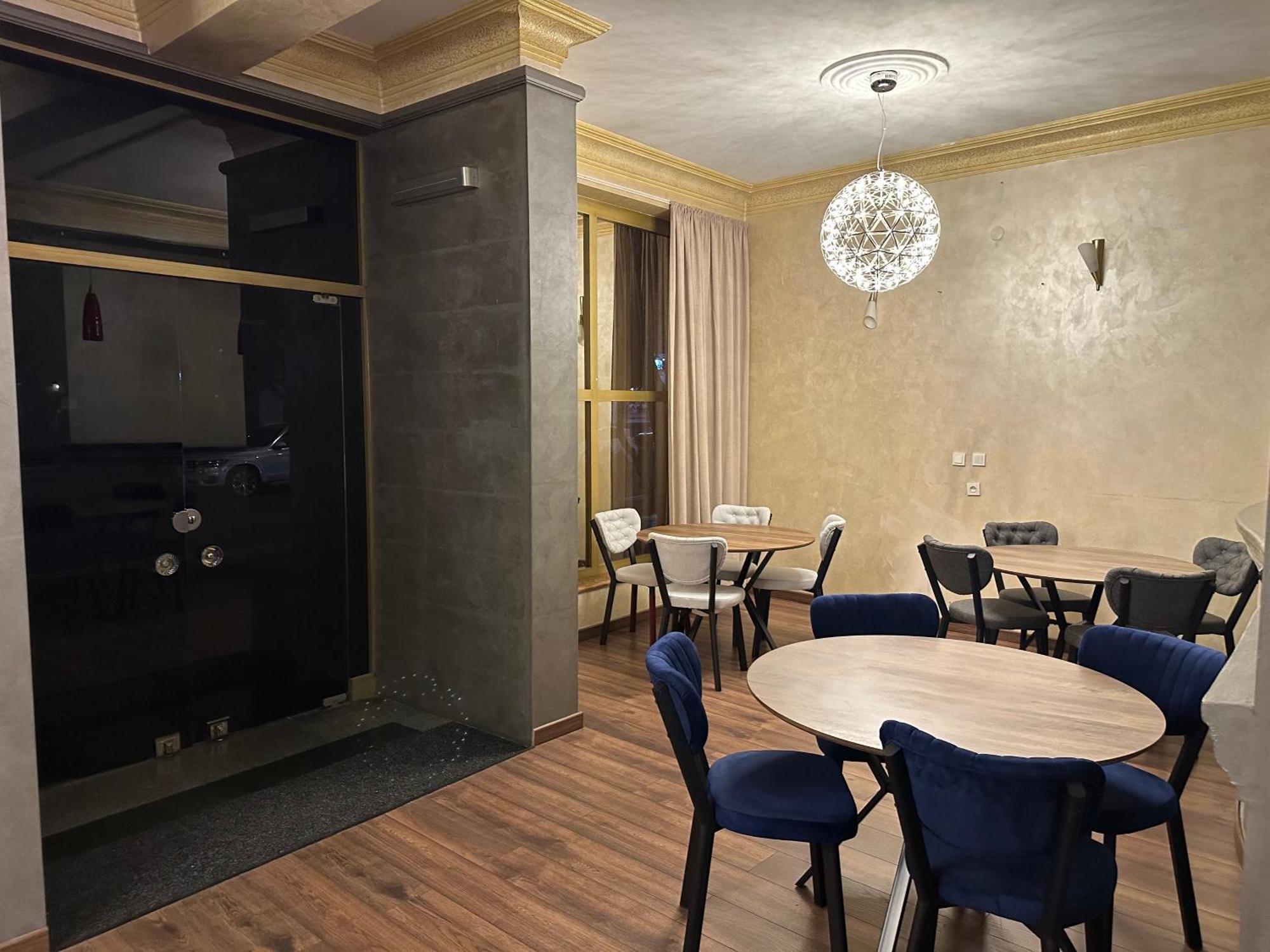 Hotel Tsereteli Batumi Eksteriør bilde