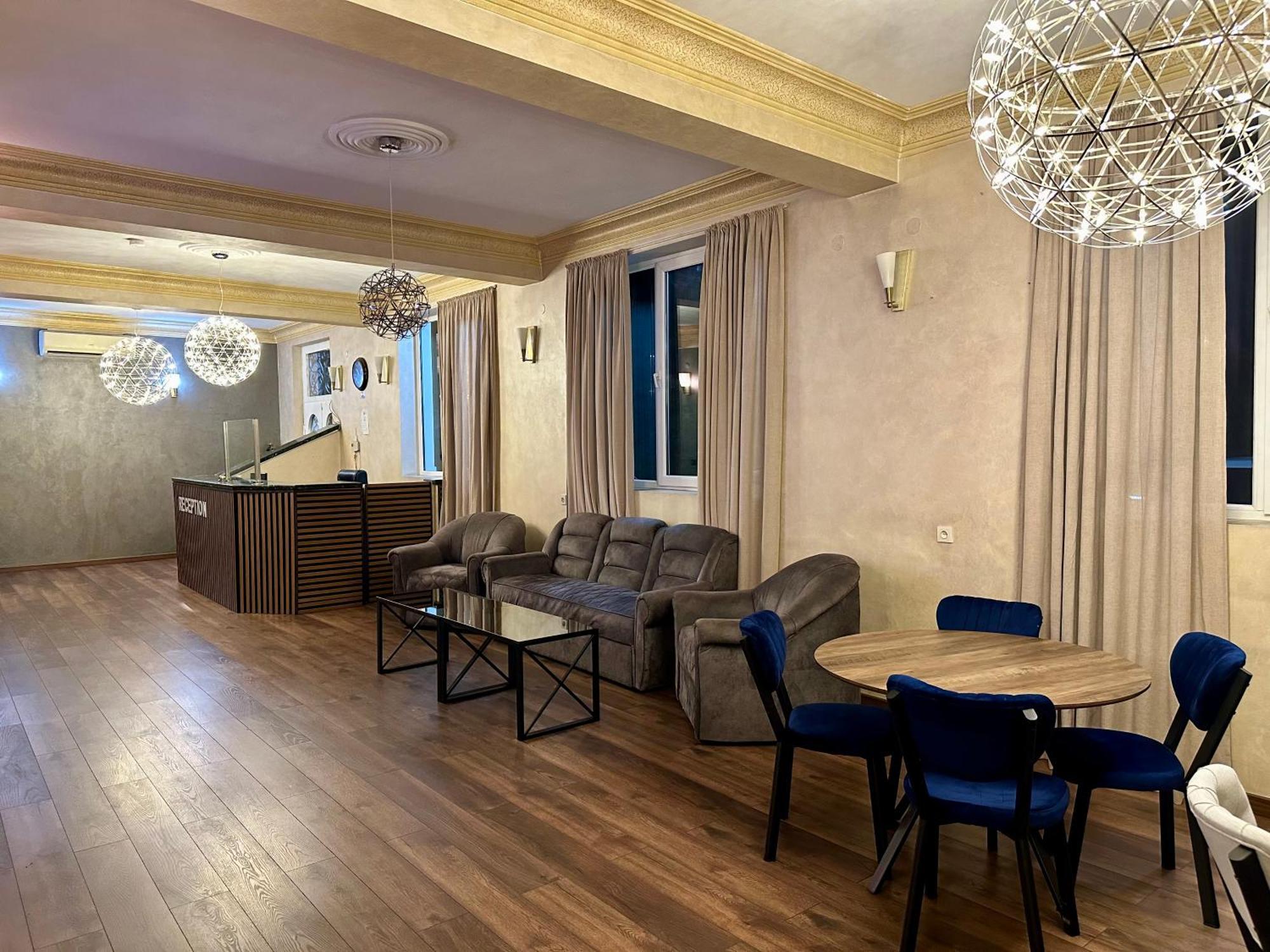 Hotel Tsereteli Batumi Eksteriør bilde